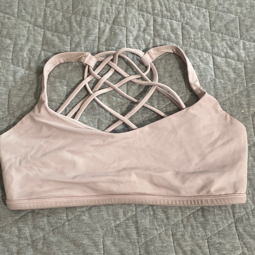 Lululemon sports bra